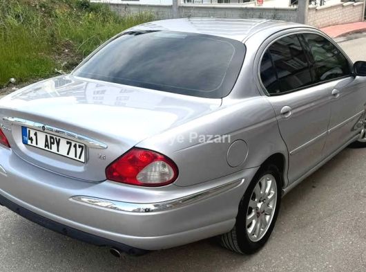 4X4 OTOMATİK JAGUAR 2003 MODEL 2.5 V6 X TYPE