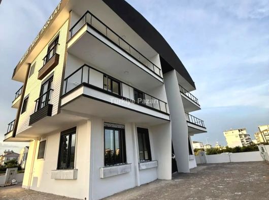 SATILIK 1+1 DAİRE DÖŞEMALTI YENİKÖY MAH ÇOK GENİŞ FERAH DAİRE