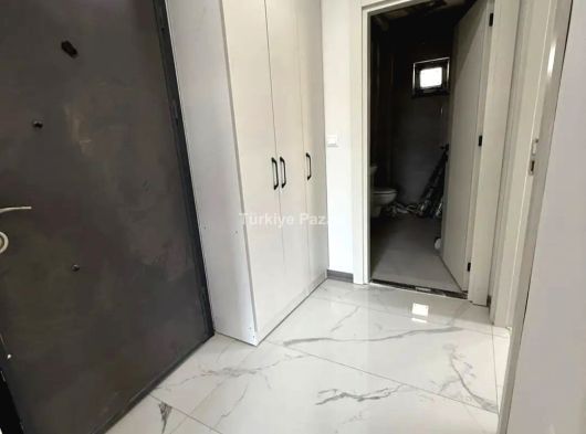 SATILIK 1+1 DAİRE DÖŞEMALTI YENİKÖY MAH ÇOK GENİŞ FERAH DAİRE