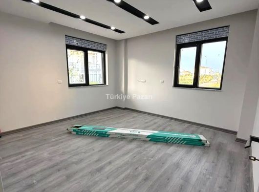 SATILIK 1+1 DAİRE DÖŞEMALTI YENİKÖY MAH ÇOK GENİŞ FERAH DAİRE