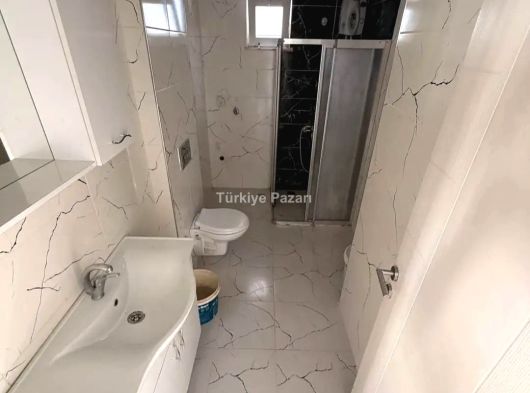 AYANOĞLU TRAMVAY DİBİ 2. KAT ASANSÖRSÜZ 1+1 ABD MUTFAK KİRALIK DAİRE