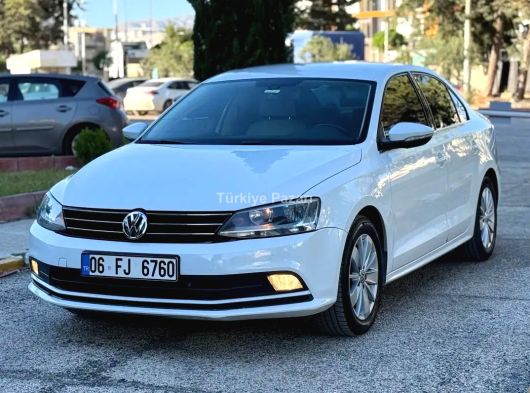 2014 15 çıkışlı yeni kasa 190 binde jetta