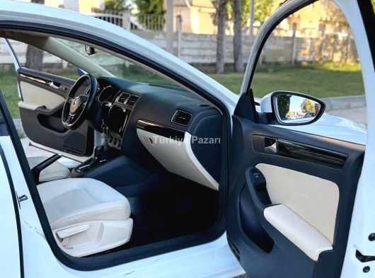 2014 15 çıkışlı yeni kasa 190 binde jetta