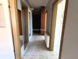 ZAFER MAH. MEKKE CAMİ CİVARI ARA KAT 2+1 DAİRE AYRI WC BALKONLU