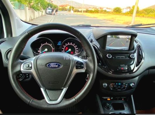 SAHİBİNDEN DOKTORDAN 2022 MODEL 1.5 DİZEL OTOMOBİL RUHSATLI