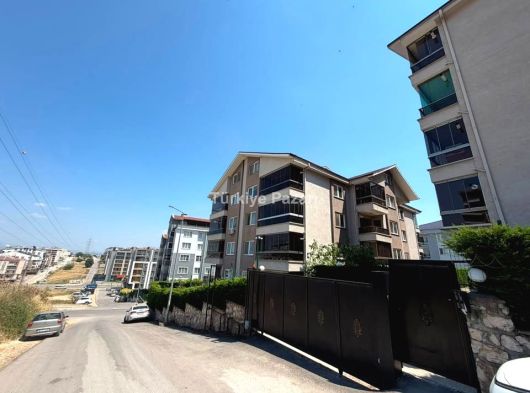 BURSA NİLÜFER GÖRÜKLE ÇELTAŞ ÇIRAĞAN SİTESİ'NDE HAVUZLU SİTE İÇERİSİNDE 2+1 SATILIK DAİRE