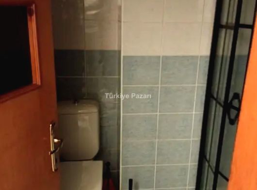 BURSA SETBAŞI ÜZERİ İPEKÇİLİK CADDESİNDE 65 M2 1+1 DOĞALGAZ KOMBİLİ BAKIMLI KİRALIK DAİRE