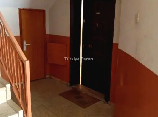 BURSA SETBAŞI ÜZERİ İPEKÇİLİK CADDESİNDE 65 M2 1+1 DOĞALGAZ KOMBİLİ BAKIMLI KİRALIK DAİRE