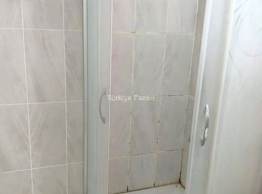 BURSA OSMANGAZİ HEYKEL'DE 110 M2 3+1 DOĞALGAZ KOMBİLİ BALKONLU KİRALIK ARA KAT DAİRE