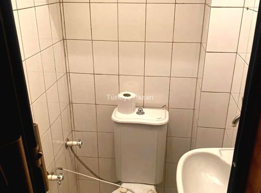 BURSA SETBAŞI ÜZERİNDE KREDİYE UYGUN ASANSÖRLÜ ARA KAT 90 M2 2+1 SATILIK DAİRE
