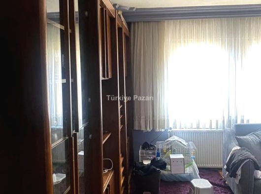 BURSA SETBAŞI ÜZERİNDE KREDİYE UYGUN ASANSÖRLÜ ARA KAT 90 M2 2+1 SATILIK DAİRE