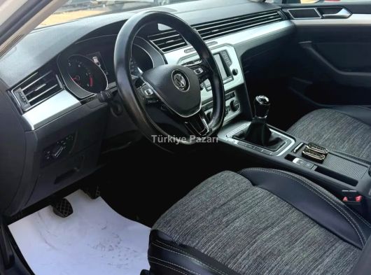 2016 VOLKSWAGEN PASSAT 1.6 DİZEL COMFORTLİNE PAKET MANUEL 55 BİN KM DE DARBESİZ BOYASIZ HASARSIZ