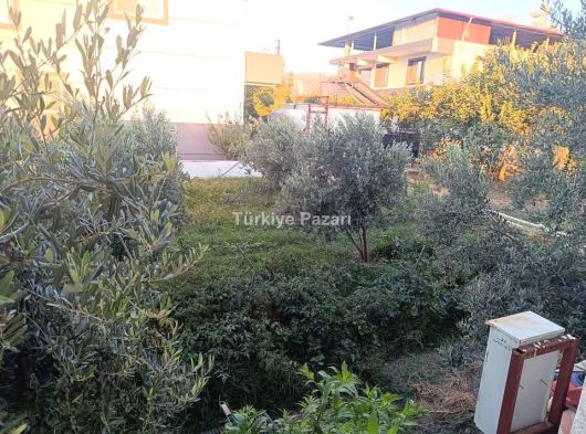 Sahibinden satılık 450 metre kare Bahçeli ev