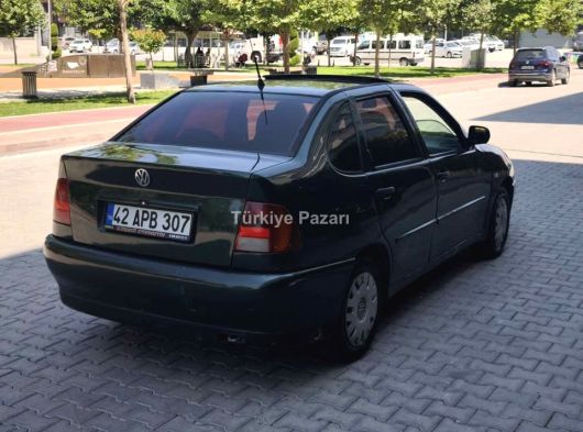 1998 model Volkswagen Polo 1.6 100'lük