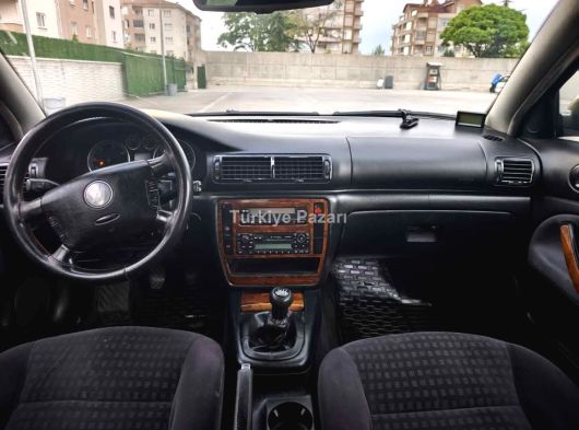 2004 model Volkswagen Passat 1.9 TDI 130luk