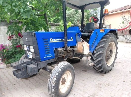 nevholland traktör 2011 model 65.56 s 