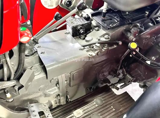 İlk Sahibinden 2022 Model MF 240S Daha 700 Km/S'te. Kırmızı Reşat Altını.:-)