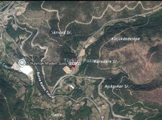 BURSA OSMANGAZİ ÇAYBAŞI’NDA 1.735 M² TEK TAPU, KADASTRO YOLUNA CEPHELİ SATILIK TARLA