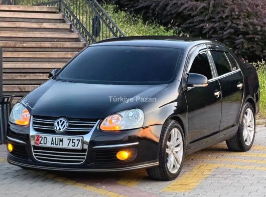 NADİR KALANLARDAN WW JETTA 1.6 DÜZ MOTOR BENZİN TÜPLÜ 2006 MODEL YENİ KASA TEMİZ AİLE ARACI