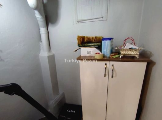 BURSA SETBAŞI ÜSTÜ SAKALDÖKEN CADDESİ ÜZERİNDE 2+1 KAT MÜLKİYETLİ SATILIK ARA KAT DAİRE