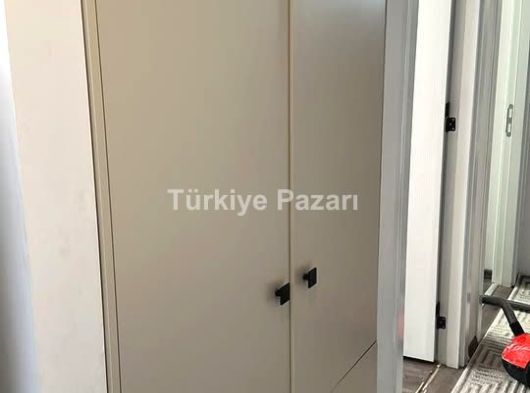 VARSAK MENDERES MAHALLESİNDE 2+1 HAVUZLU BİNADA 3.KAT ASANSÖRÜ İSKANLI AÇIK MUTFAKLI