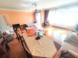 BURSA OSMANGAZİ TOPHANE ORTAPAZAR CD. 120 M2 3+1 HASTANELERİN ÜSTÜ 2. KAT ARA KAT KİRALIK DAİRE