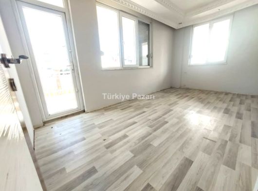 2+1 AYRI MUTFAKLI İSKANLI VARSAK AYDOĞMUŞDA TRAMVAYA 3DK MESAFEDE YÜKSEK GİRİŞ DAİRE