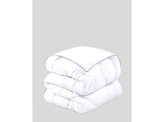 Altın Renk Kostüm Partisi Ekstra Parlak B Maskesi 15x10 cm