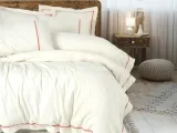 Kırmızı Renk Kostüm Partisi Ekstra Parlak B Maskesi 15x10 cm