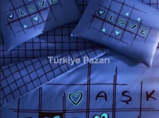 Glow Parlayan Çift Kişilik Nevresim Takımı Romenta Kırmızı