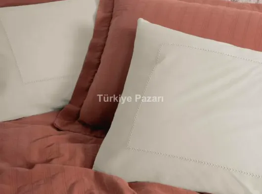 Çift Kişilik Yatak Örtülü Pike Takımı Natura Vilo Kiremit