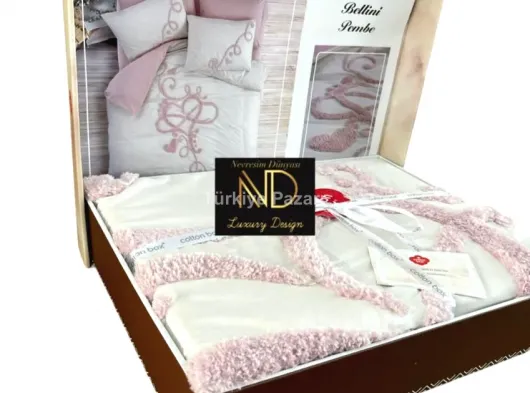 Puff Nakışlı Ranforce Çift Kişilik Anneler Günü Nevresim Takımı Bellini Pembe