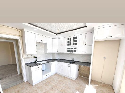 KULA/MANİSADA SATILIK 3+1 ZEMİN KAT 135 M2 DOĞALĞAZLI TEMİZ FERAH MASRAFSIZ DAİRE
