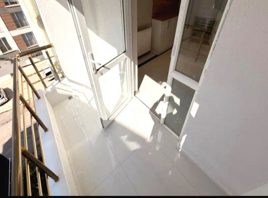 KEÇİÖREN'DE CADDE ÜZERİ MASRAFSIZ FULL+FULL YAPILI 4+1 DAİRE