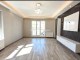 KEÇİÖREN'DE CADDE ÜZERİ MASRAFSIZ FULL+FULL YAPILI 4+1 DAİRE