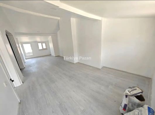 BURSA ALTIPARMAK MAHALLESİ'NDE 4+2 180 M2 GENİŞ TERASLI KREDİYE UYGUN SATILIK FIRSAT DAİRE
