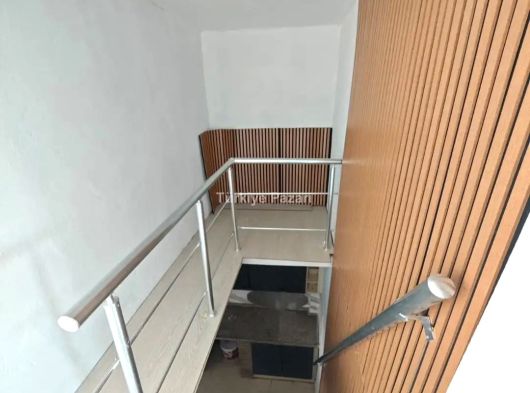 BURSA ALTIPARMAK MAHALLESİ'NDE 4+2 180 M2 GENİŞ TERASLI KREDİYE UYGUN SATILIK FIRSAT DAİRE
