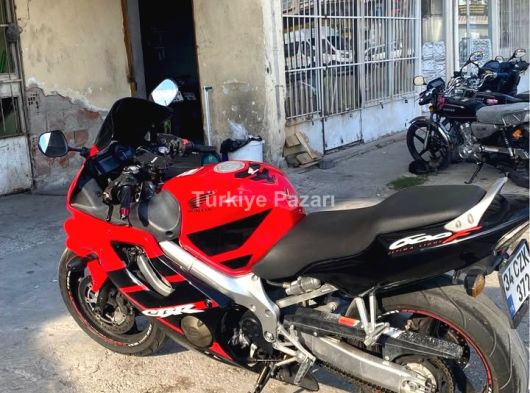 HONDA CBR 600F