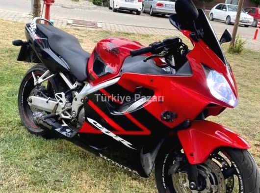 HONDA CBR 600F