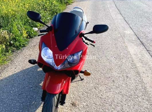 HONDA CBR 600F
