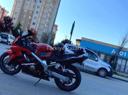HONDA CBR 600F