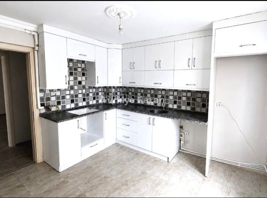 KULA/MANİSADA SATILIK 3+1 ZEMİN KAT 135 M2 DOĞALĞAZLI TEMİZ FERAH MASRAFSIZ DAİRE