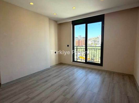 ANTALYA KEPEZ GÖÇERLER MAHALLESİN DE SATILIK YERDEN ISITMALI 2+1 ABD MUTFAK DAİRELER