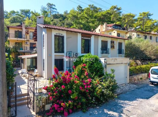 Marmaris Armutalan Camiavlu Doğa İçinde Satılık 3+1 İkiz Villa